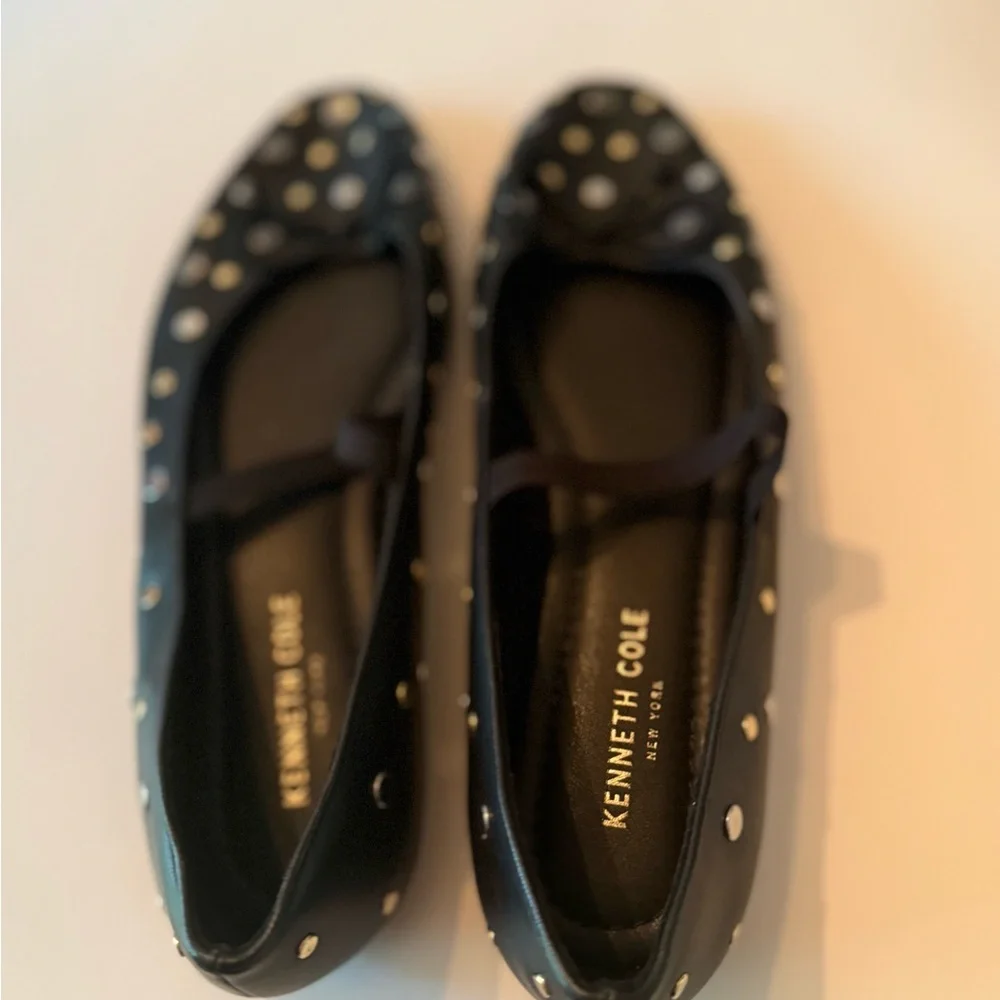 Kenneth Cole Black Studded Mary Jane Flats Women’s 8 New Without Box